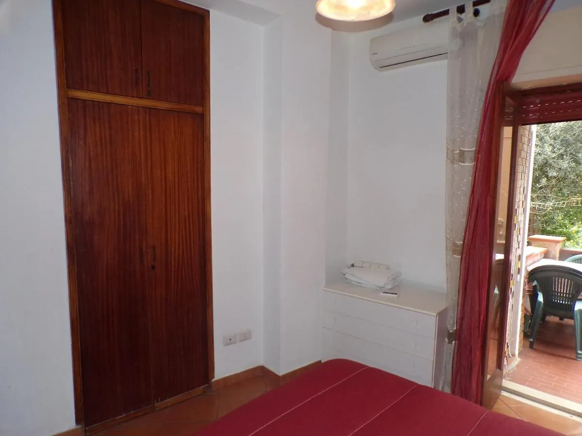 Apartamento Giardini-Naxos Via Umberto 25