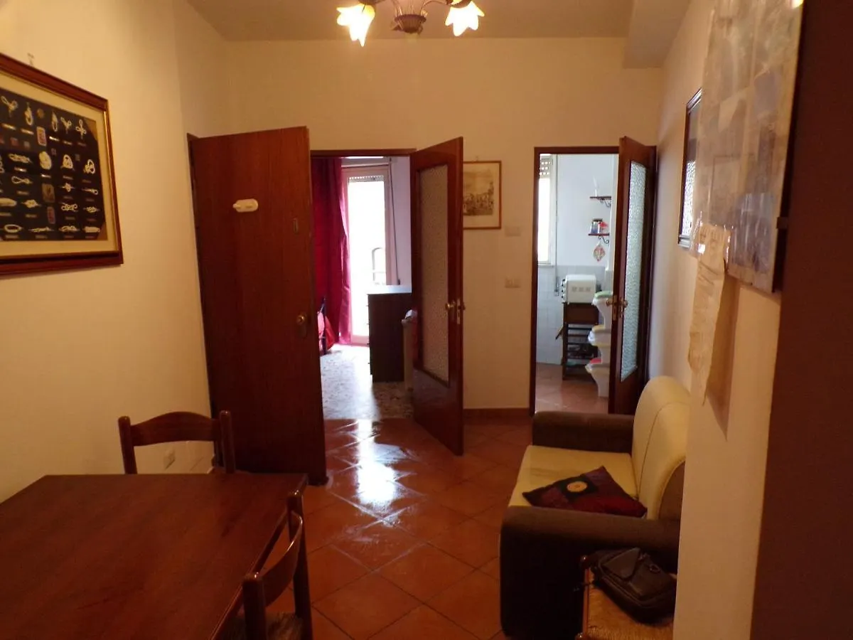 Apartamento Giardini-Naxos Via Umberto 25